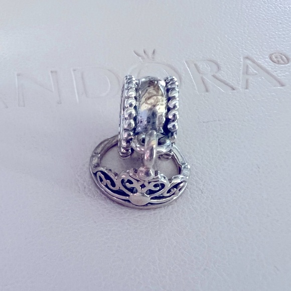 Authentic Disney Pandora Aladdin Princess Jasmine Tiara Dangle Charm - Picture 1 of 6